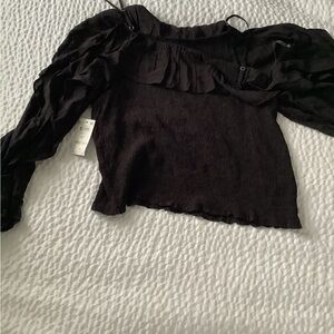 (NWT) Chic Black Ruffled Women's Blouse off shoulder